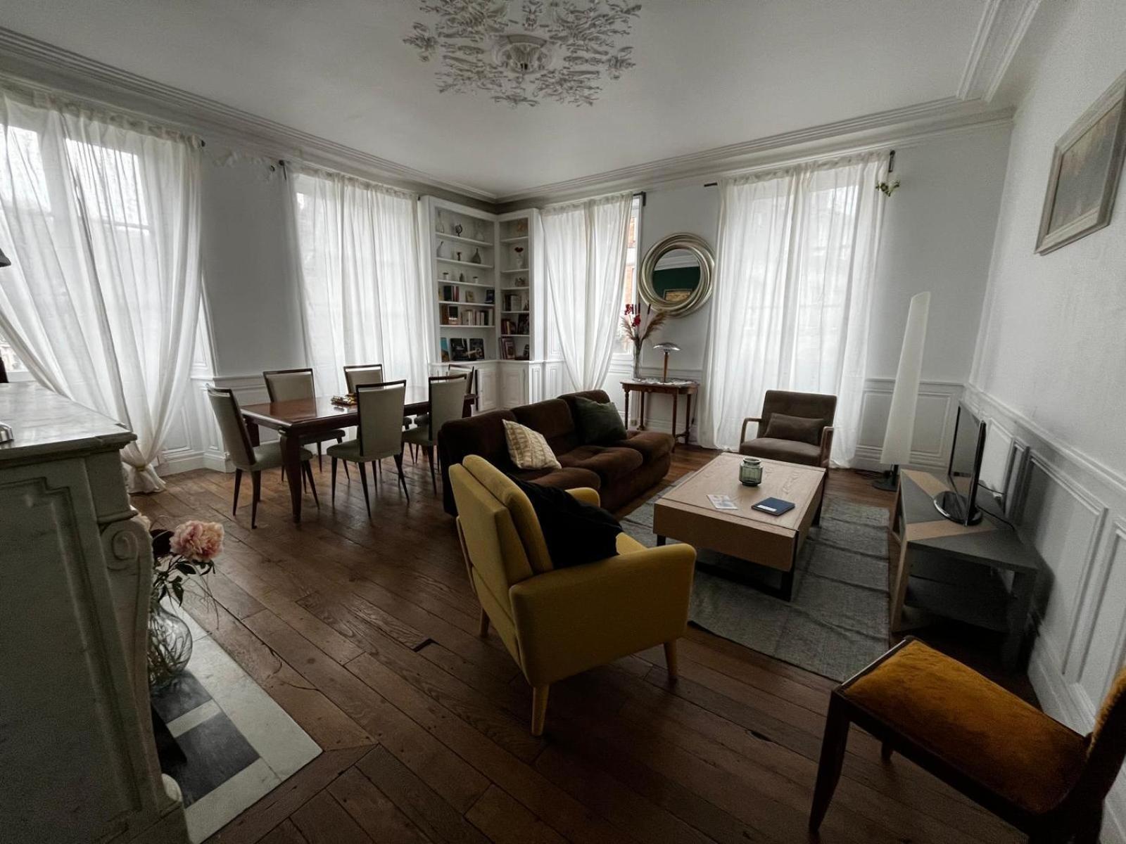 La Villa Louana 2 Appartement 100 M2 Charme De L Ancien En Coeur De Ville オービュッソン エクステリア 写真