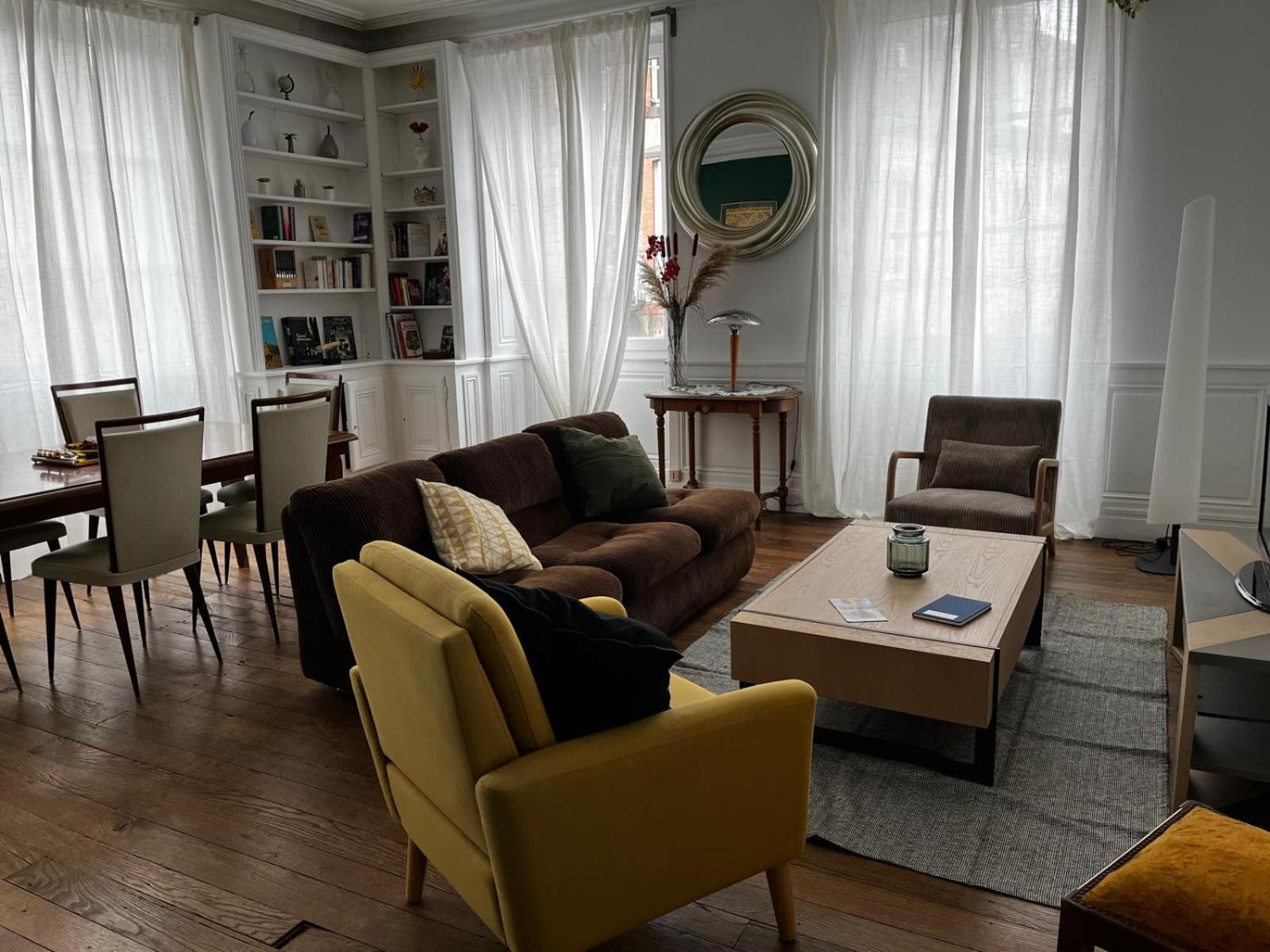 La Villa Louana 2 Appartement 100 M2 Charme De L Ancien En Coeur De Ville オービュッソン エクステリア 写真