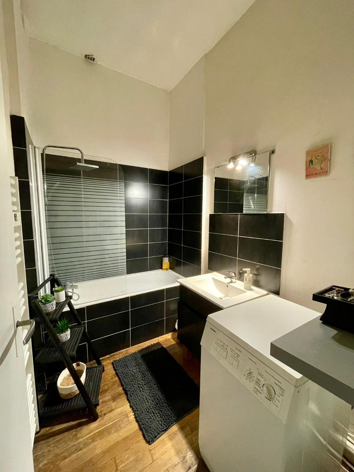 La Villa Louana 2 Appartement 100 M2 Charme De L Ancien En Coeur De Ville オービュッソン エクステリア 写真