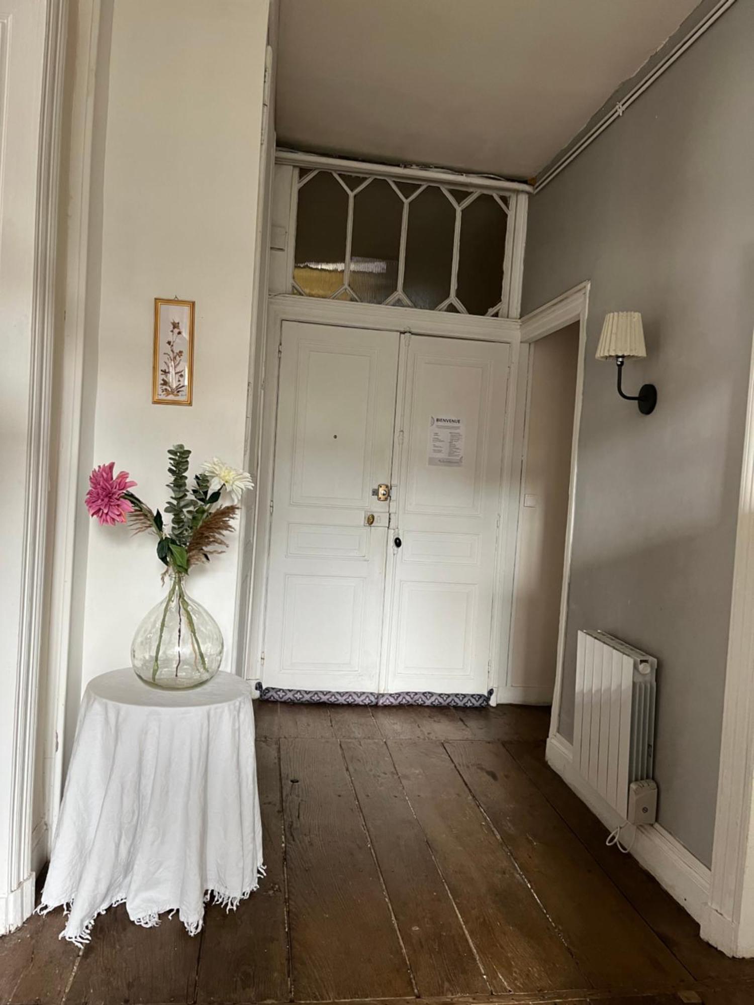La Villa Louana 2 Appartement 100 M2 Charme De L Ancien En Coeur De Ville オービュッソン エクステリア 写真