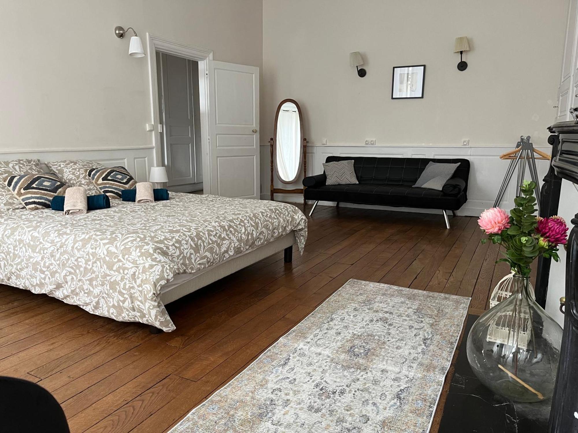 La Villa Louana 2 Appartement 100 M2 Charme De L Ancien En Coeur De Ville オービュッソン エクステリア 写真