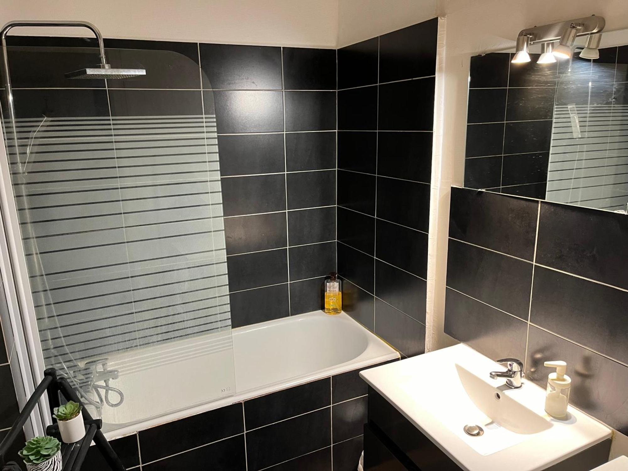 La Villa Louana 2 Appartement 100 M2 Charme De L Ancien En Coeur De Ville オービュッソン エクステリア 写真